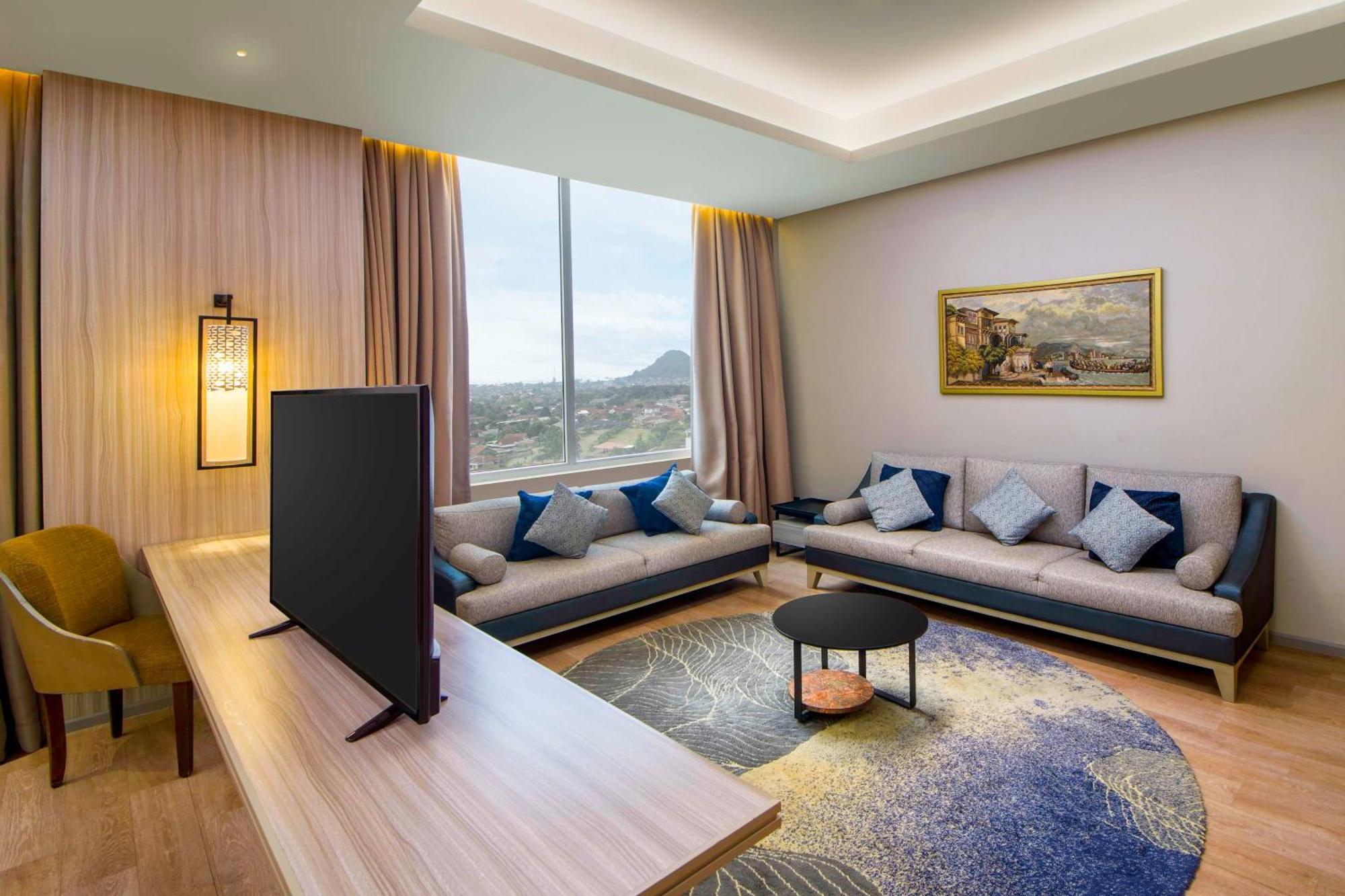 Radisson Lampung Kedaton Bandar Lampung Exterior photo